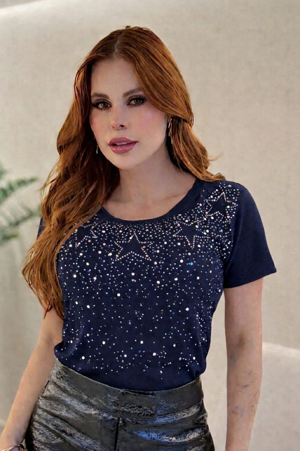 blusa-feminina-slim-brilho