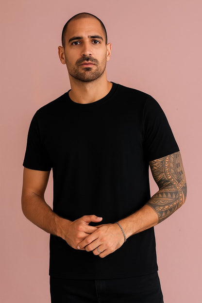 Camiseta Kohmar Masculina em Meia Malha - Básica, Confortável e Versátil