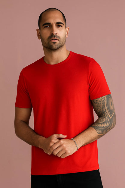 Camiseta Kohmar Masculina em Meia Malha - Básica, Confortável e Versátil