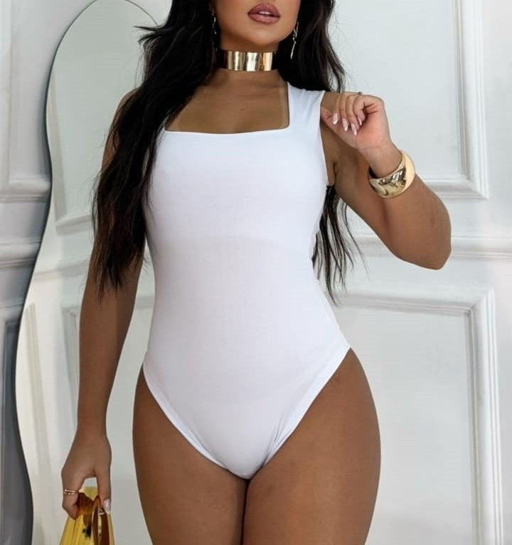 Body Básico Feminino em Algodão Premium