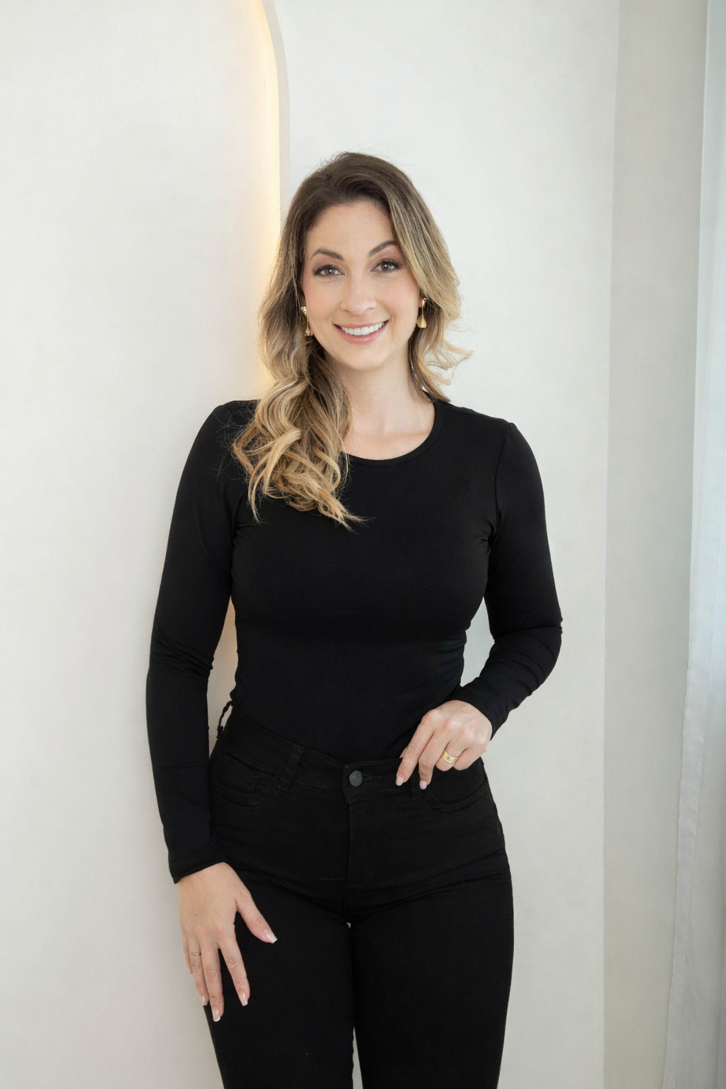 Blusa Básica Feminina Manga Longa Thipton